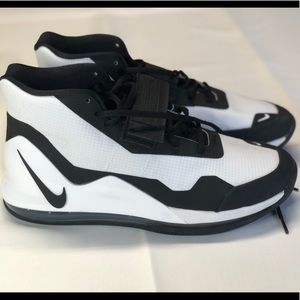 Nike Air Force Max Men’s 9.5